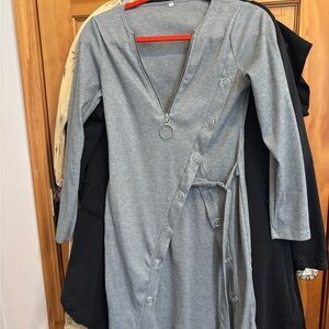Elegant Zippered Gray Cardigan Sweater